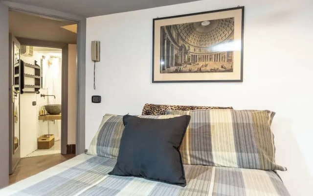 Rental in Rome Pantheon Apartment