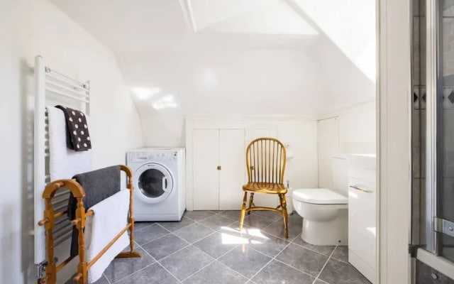 2 Bed Homely Apartment Near British Museum