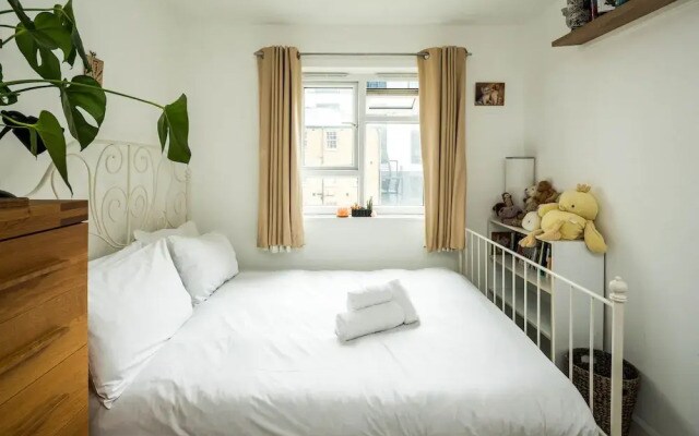 2Bd Stylish Home W/T Grand Piano Central London
