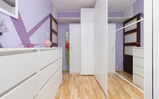 Starej Baśni Apartment Warsaw by Renters