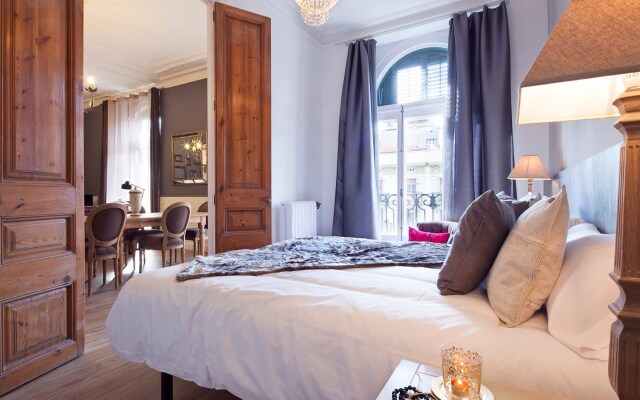 Catalunya Palace Apartment