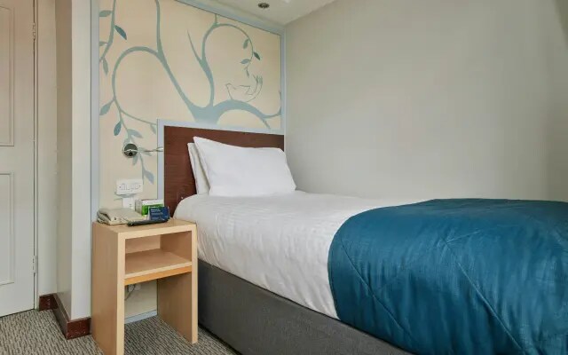 Bedford Hotel
