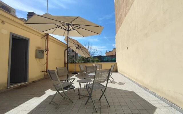 Tarshito Gallery House Roma