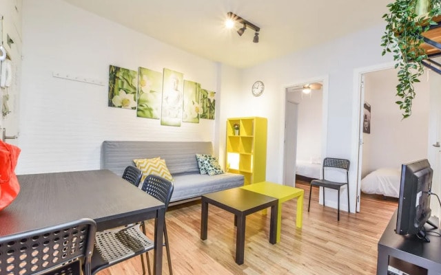Room to Rent Plaza de Chueca Apartment