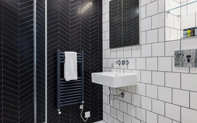 Vibrant Leicester Square 2BR - Netflix Nespresso