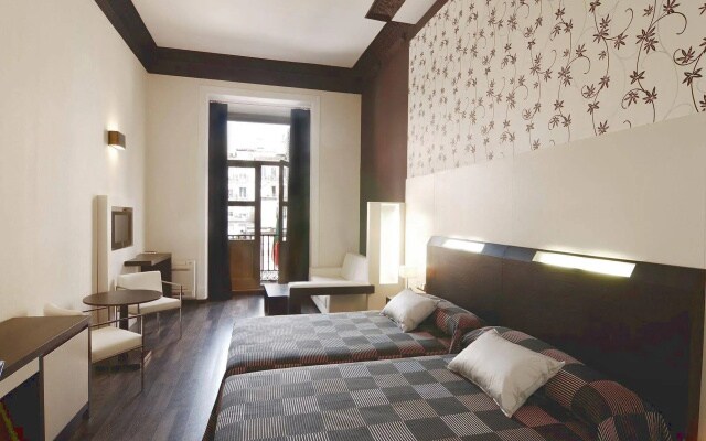 Alhambra Suites