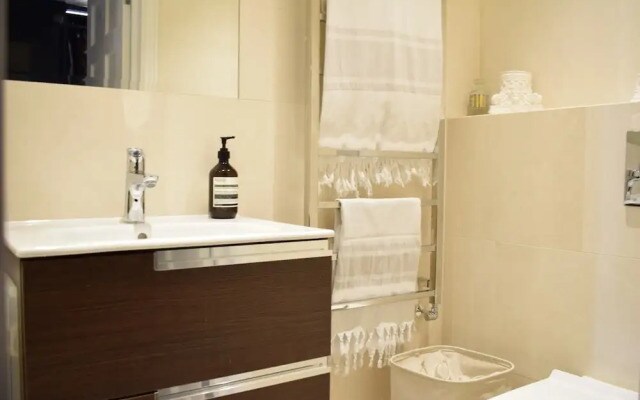 Spacious 1 Bedroom Flat in St John's Wood