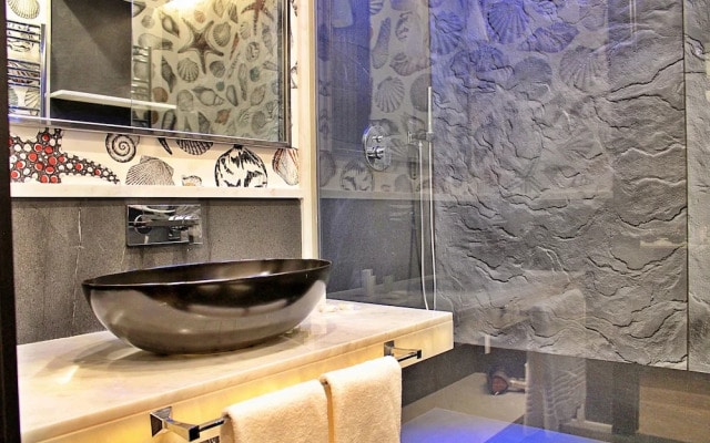 RSH Spanish Steps Luxury Apartment