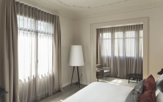 Casagrand Luxury Apartments Barcelona