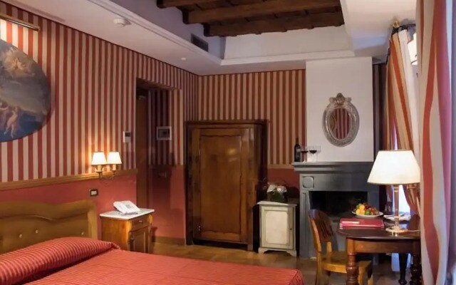 The Inn at the Spanish Steps Elegant Collection - The Jewel