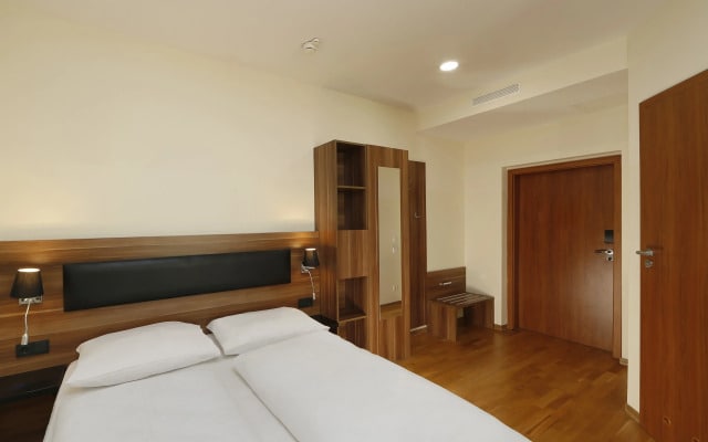 B&B HOTEL Berlin-Adlershof