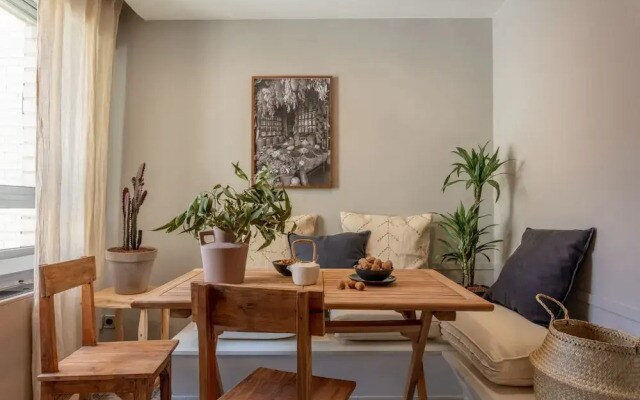 Wukro - 2 Bedrooms and Terrace in Chamber