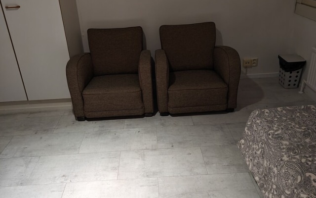 Pet-friendly 4 Bed Apt in Turku With Park Views