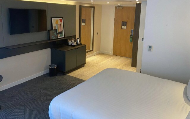 Holiday Inn Lincoln by IHG