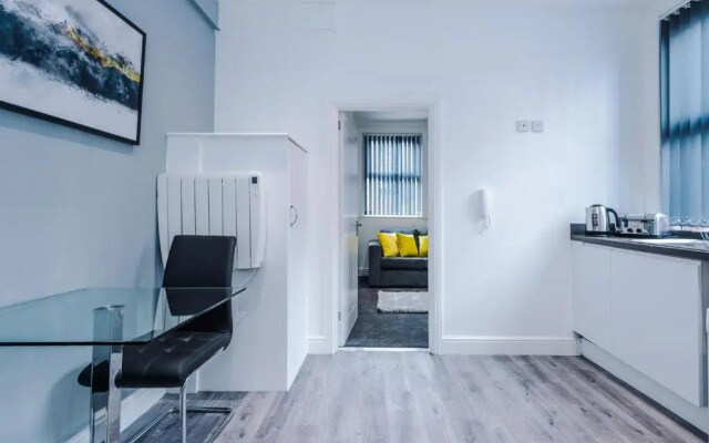 Studio Two, Clarendon Apartments