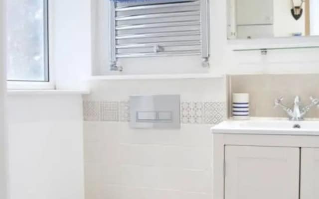 2 Bedroom Apartment With Terrace in Clapham