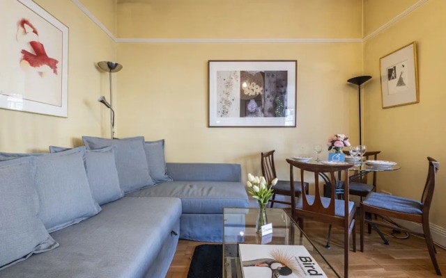 Lovely Alexandra House Retreat - JAN