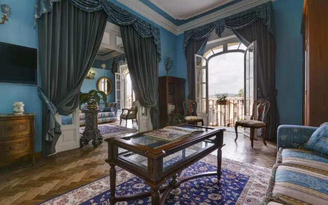Episcopo Lipinsky Luxury Suites
