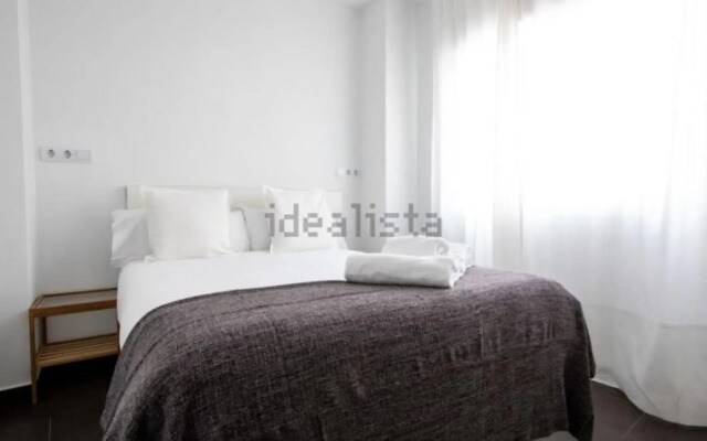 CERVANTES Apartment 4 2BR 1BT