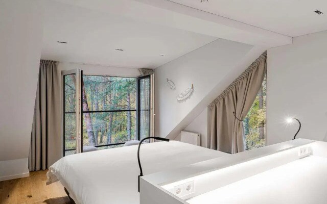 ESE Hotel