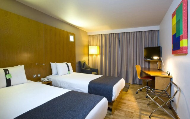 Holiday Inn London - West by IHG