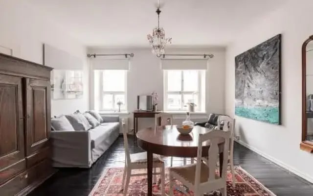 Artist Apartment Susi