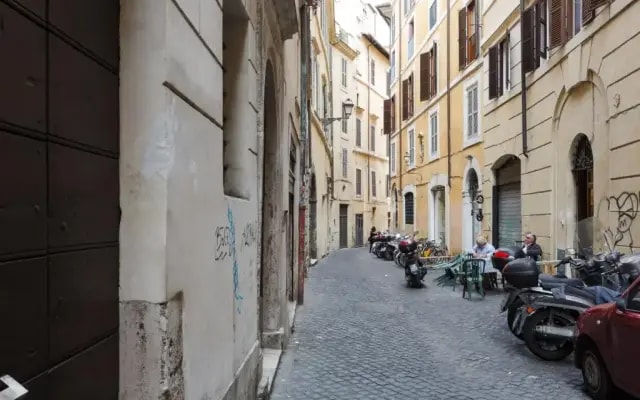 Rental in Rome Leutari Suite