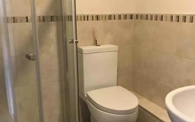 Inviting 2-bed Apartment in Matlock Sleeps 6