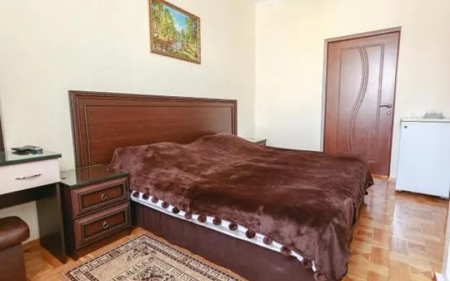 Kedr Guest House