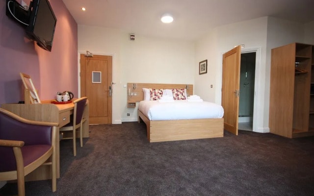 Connaught House Hotel London ExCeL