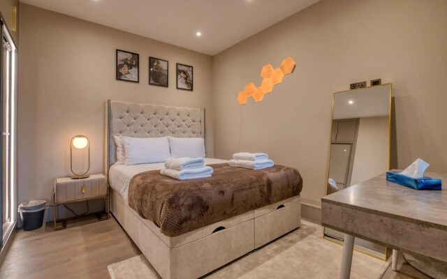 Luxury Designer Apartment