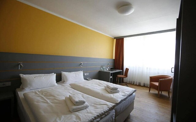 Dietrich-Bonhoeffer-Hotel