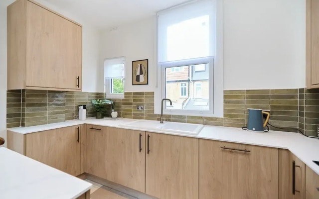 The Earlsfield Flat
