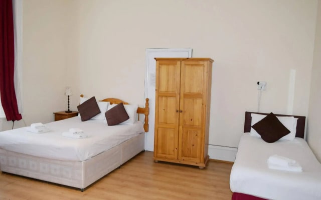 Black Lion Guesthouse