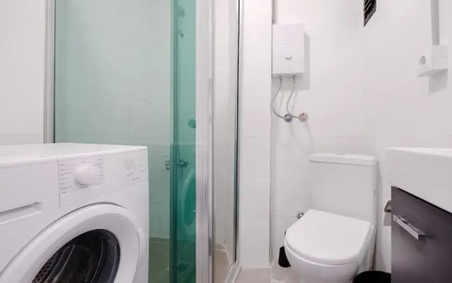 Studio With a Sea View Balcony in Bakirkoy