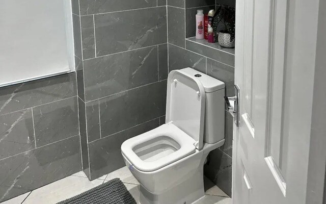 Studio - Sleeps 3 - Short Walk to King's Cross