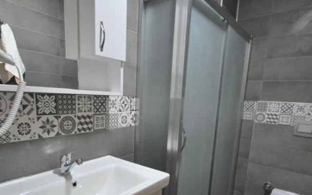 Duru Sui̇t Otel