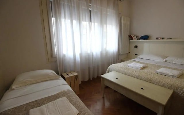 CASA-MIA Apartment