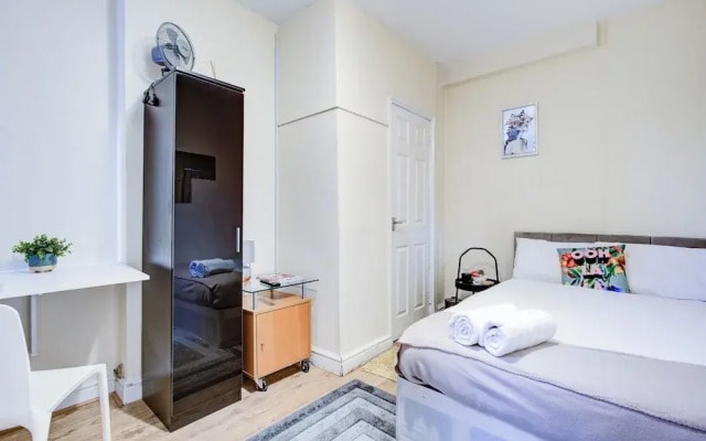 Single Ensuite in SW2 Close to Central London