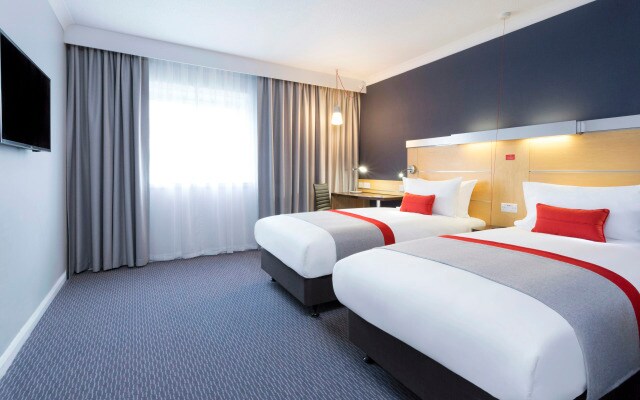 Holiday Inn Express London - Park Royal by IHG