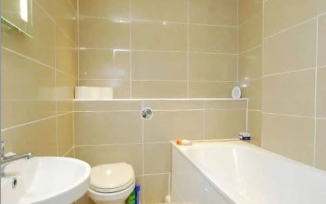 Stunning Art-deco Style 2 Bedroom Apartment in Fitzrovia