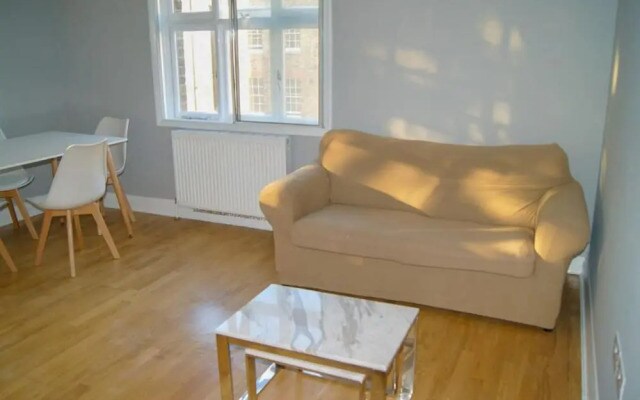 Vauxhall Victorian Building Sleeps 3
