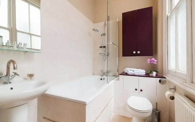 Fg Apartments - The Chelsea Residence