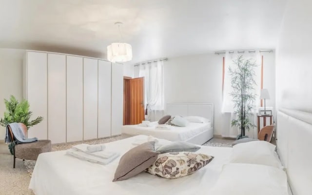 Venice Luxury Palace 8 by Wonderful Italy
