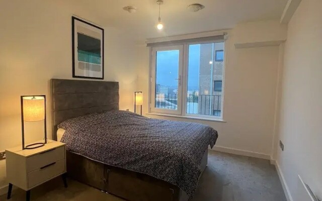 Highend 2bed Duplex Apt With Top Floor Terrace