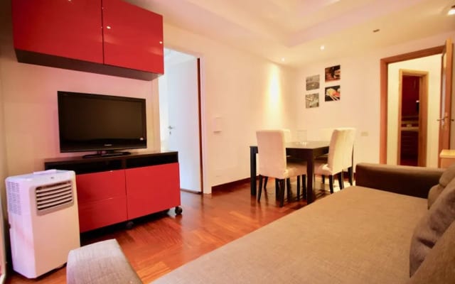 Travel & Stay - Frezza Red