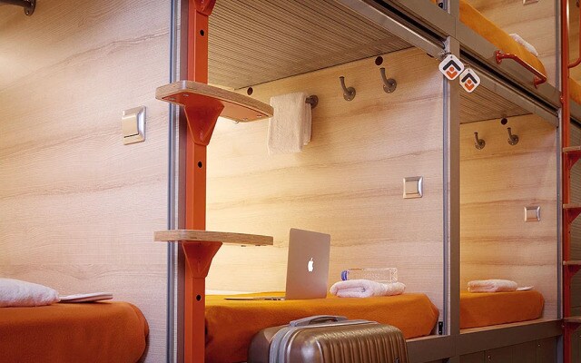 Kapsulny otel «GettSleep AEX»