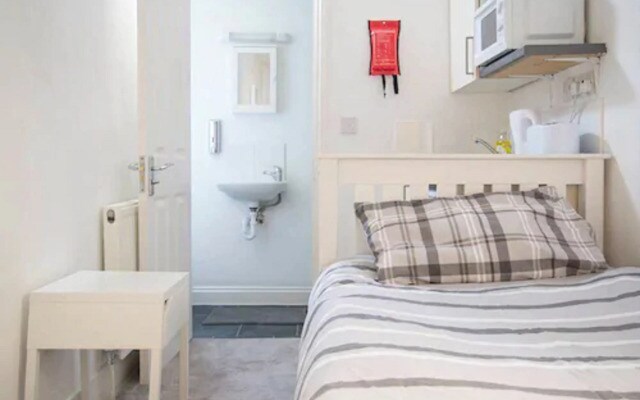 30 Beckenham Studios