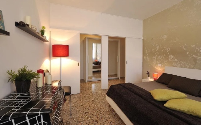 Venice Garden View Apartments