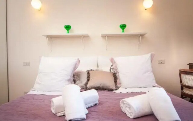Mats House